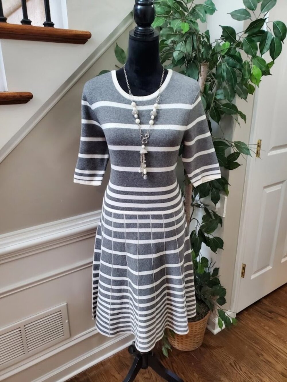 Danny & Nicole Midi Knit Sweater Gray Striped Dress Size M